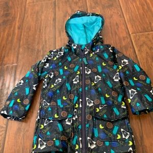 18mo Cat & Jack hooded raincoat. Space ship print in excellent condition